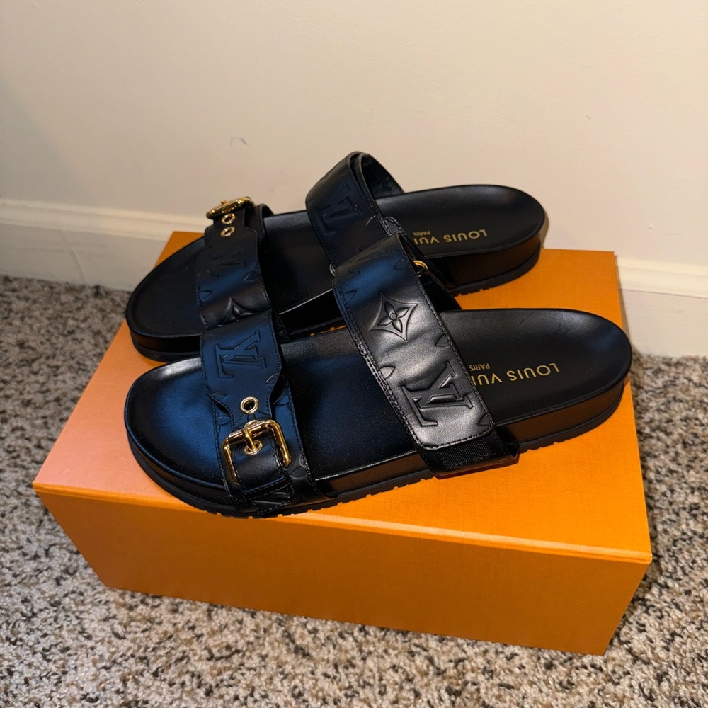 Louis Vuitton- Bom Dia Flat Comfort Mule